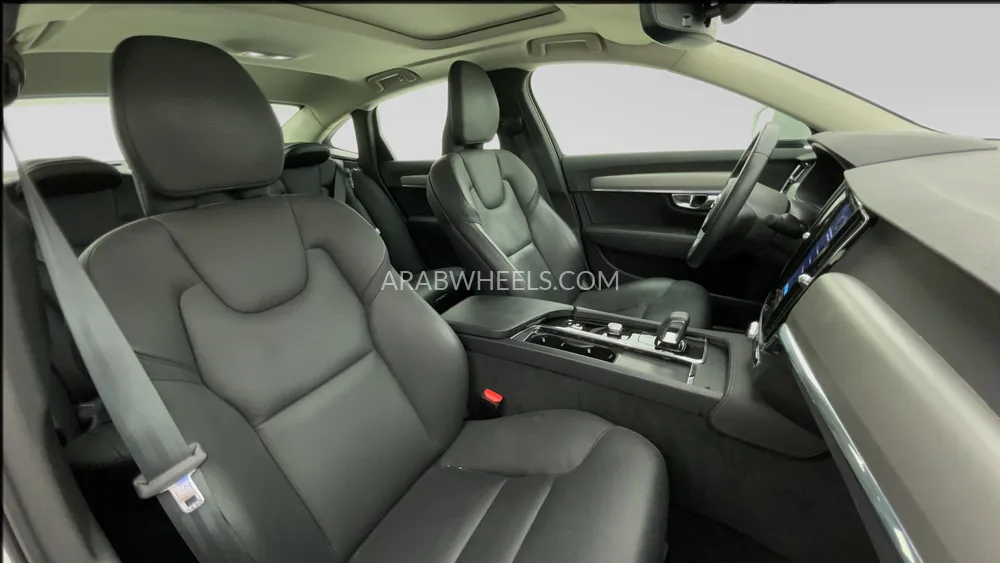 Volvo S90 2022 for Sale in Dubai Image-28