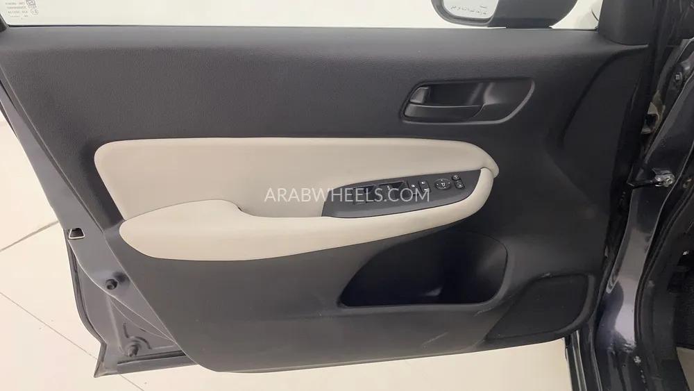 Honda City 2024 for Sale in Dubai Image-19