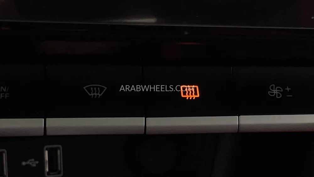 MG ZS 2023 for Sale in Dubai Image-45