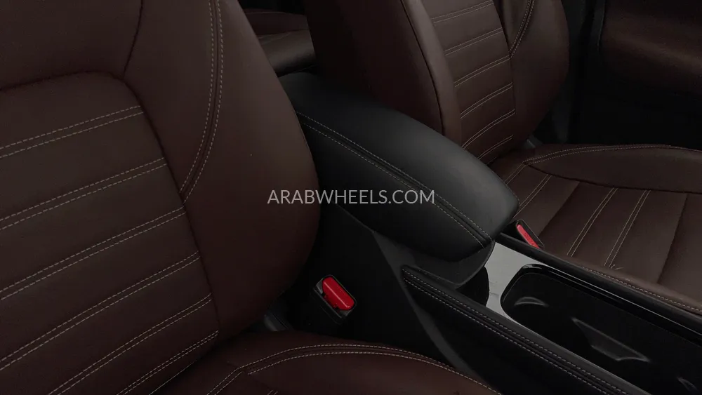 Nissan Kicks 2024 for Sale in Dubai Image-39