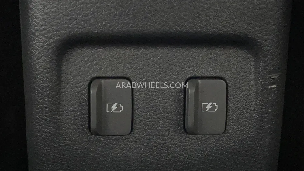 Nissan Kicks 2024 for Sale in Dubai Image-50