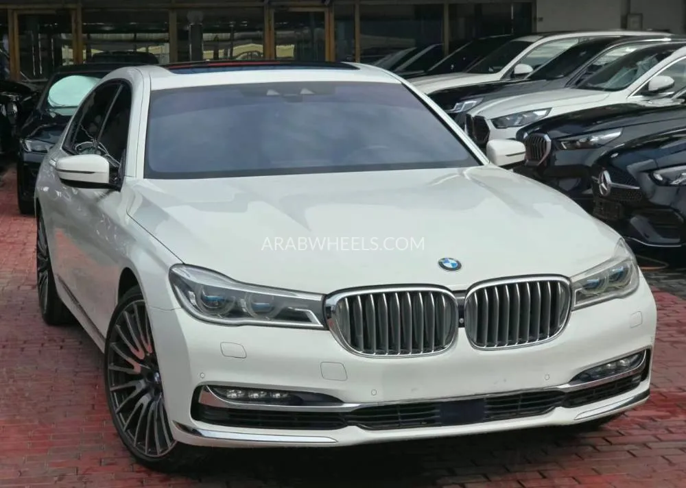 BMW 7 series 2016 for Sale in Dubai Image-4