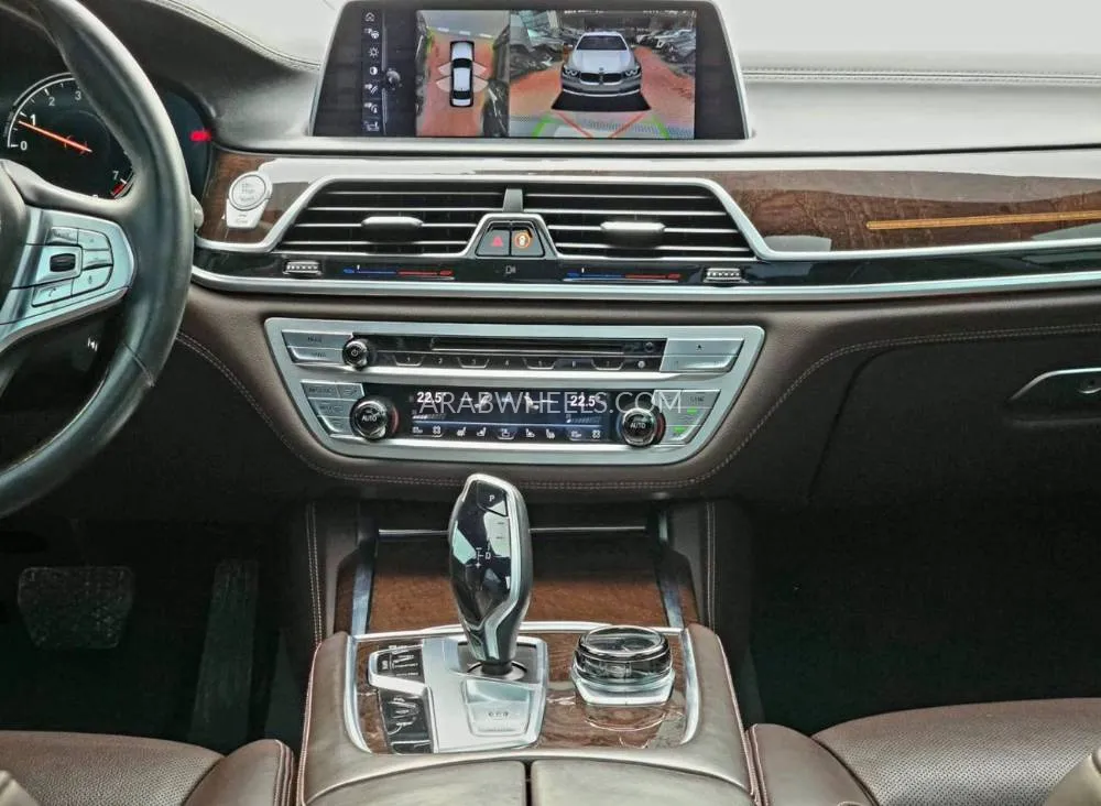 BMW 7 series 2016 for Sale in Dubai Image-16