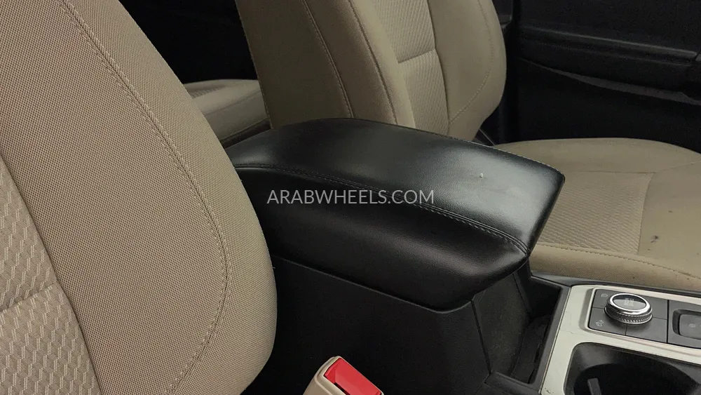 Ford Explorer 2022 for Sale in Dubai Image-36