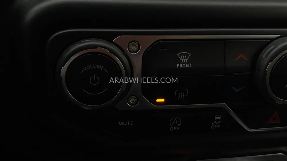 جيب رانجلر 2021 for Sale in دبي Image-38