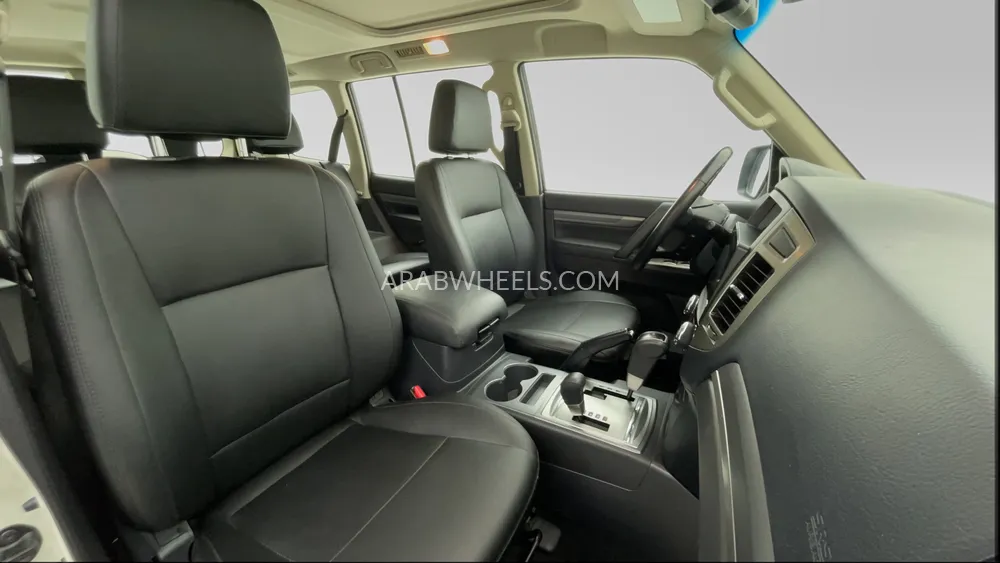 ميتسوبيشي باجيرو 2022 for Sale in دبي Image-25