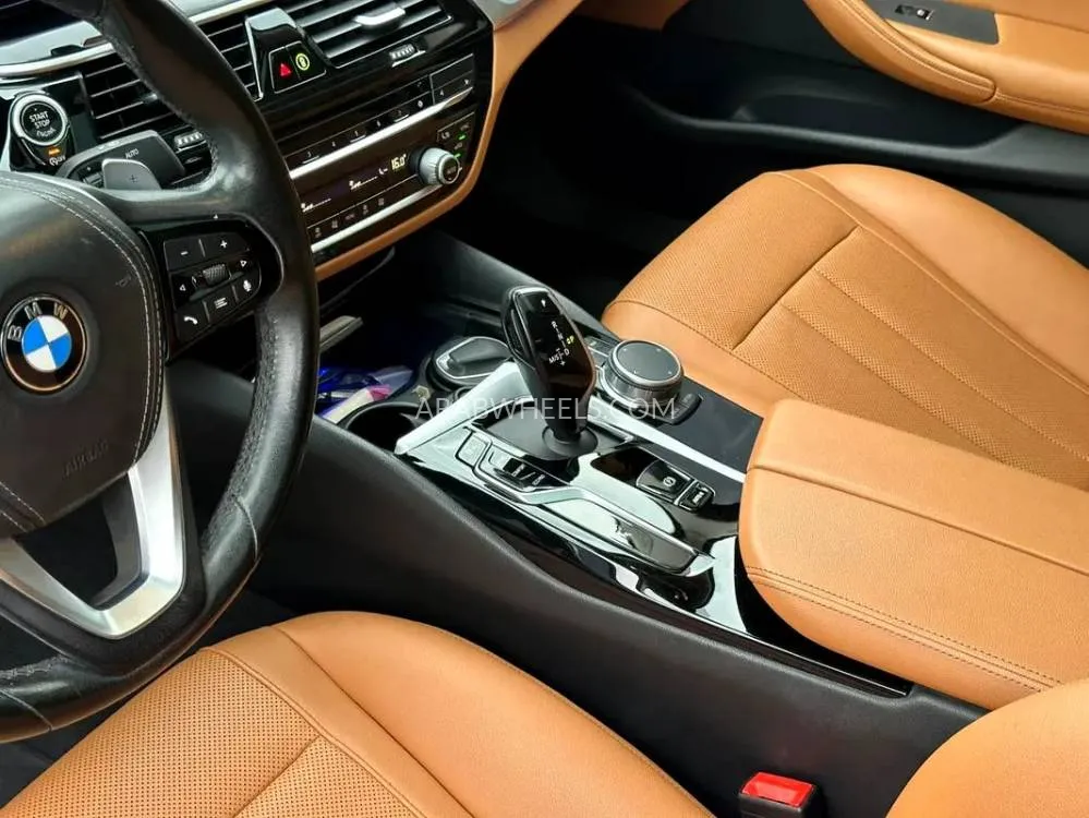 BMW 5 series 2022 for Sale in Sharjah Image-11