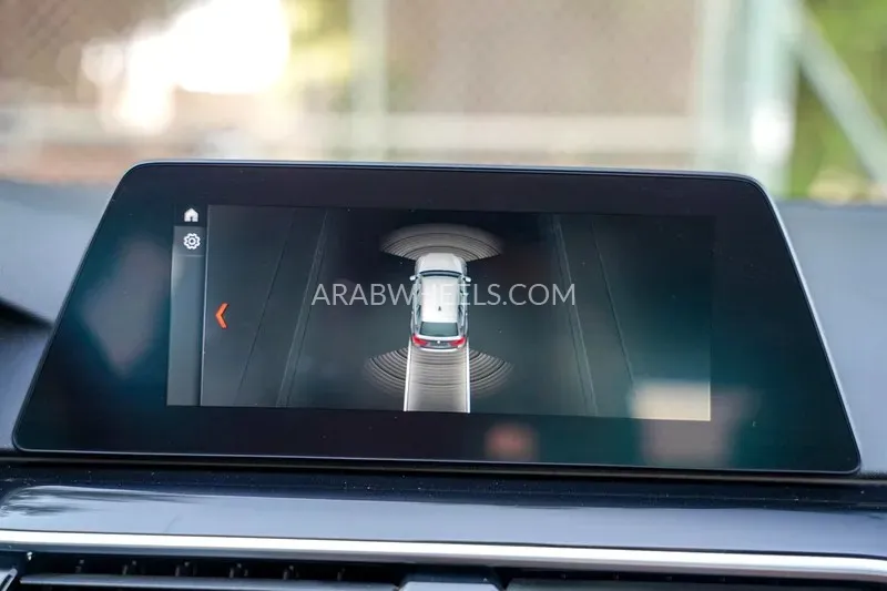 BMW 5 series 2020 for Sale in Sharjah Image-12