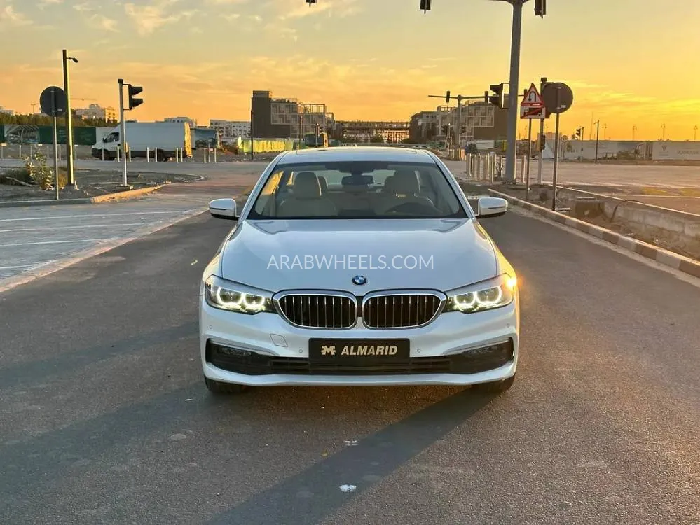 BMW 5 series 2020 for Sale in Sharjah Image-3