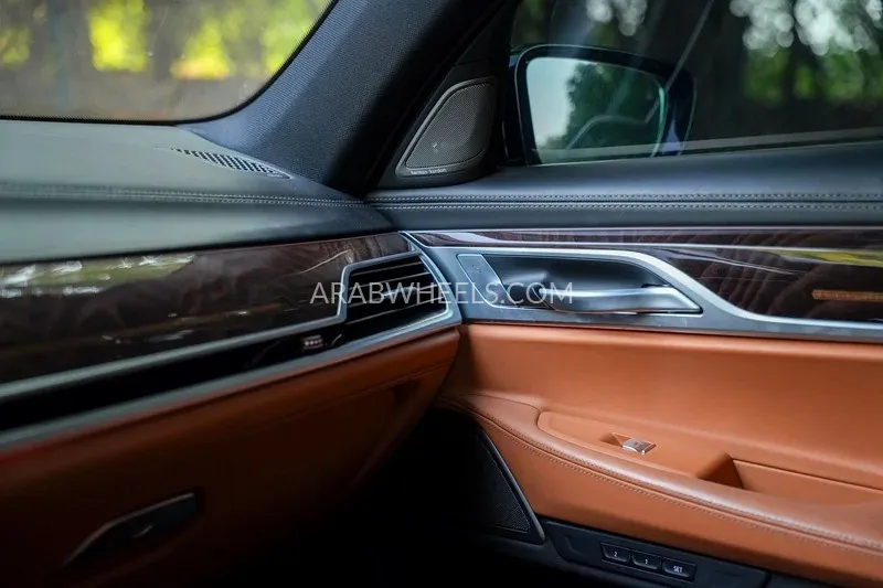 BMW 7 series 2021 for Sale in Sharjah Image-12