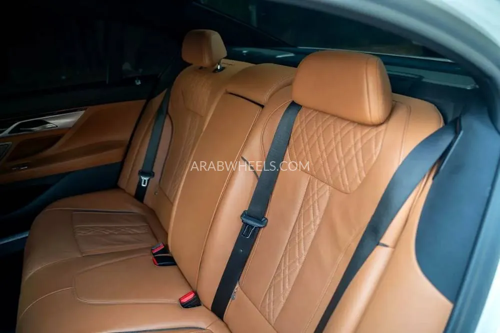 BMW 7 series 2021 for Sale in Sharjah Image-15