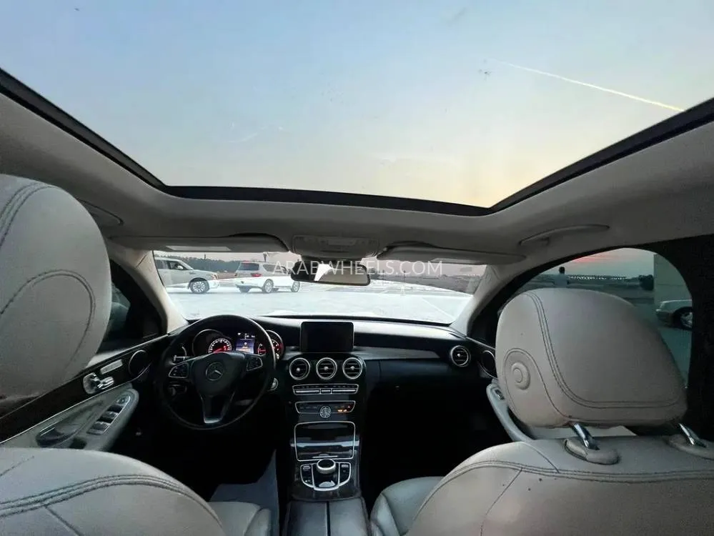 Mercedes Benz C Class 2009 for Sale in Sharjah Image-6
