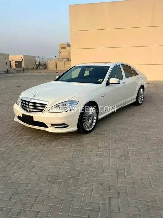 Mercedes Benz CLS Class 2009 for Sale in Sharjah Image-9