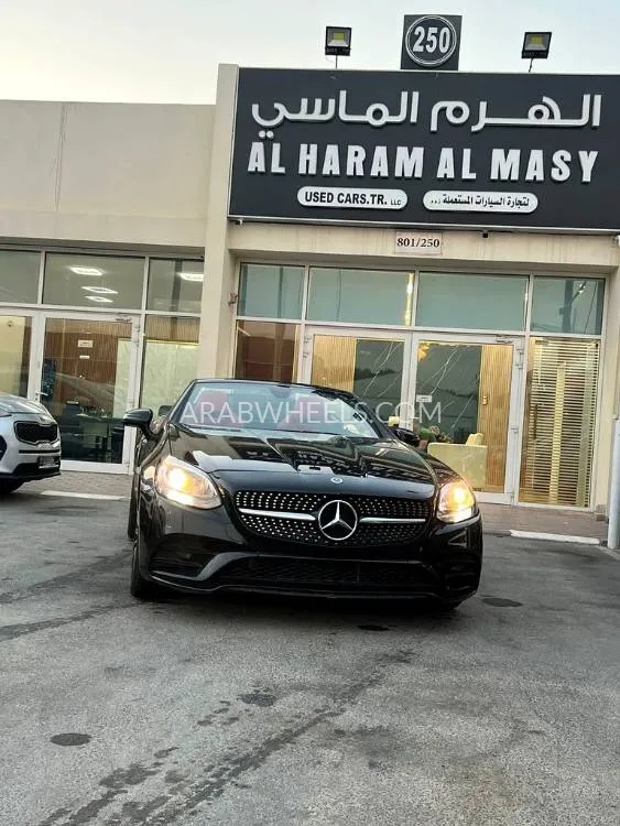 مرسيدس بنز SLC Class 2019 for Sale in الشارقة Image-6