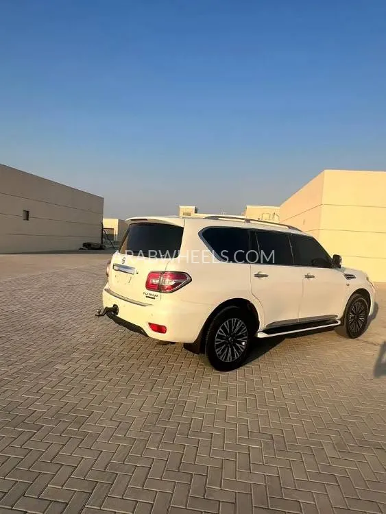نيسان باترول 2014 for Sale in الشارقة Image-8