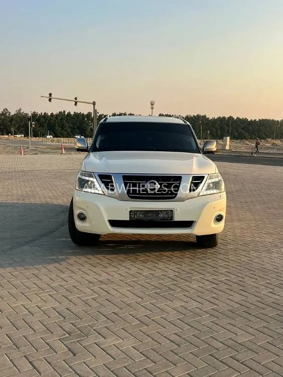 نيسان باترول 2016 for Sale in الشارقة Image-14