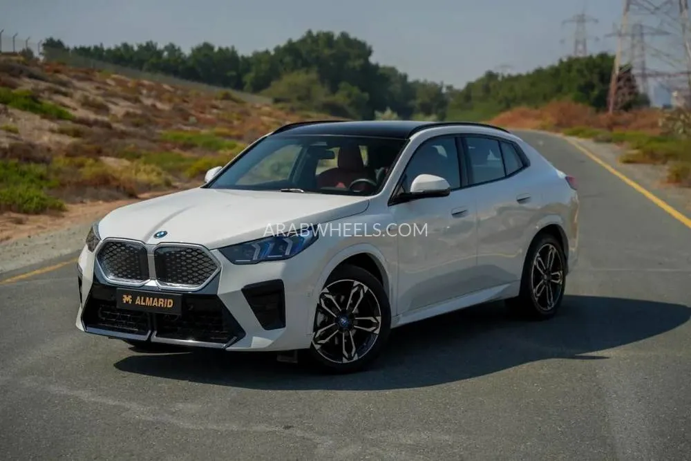 BMW iX2 2024 for Sale in Sharjah Image-16