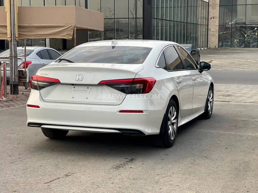 Honda Civic 2023 for Sale in Sharjah Image-9