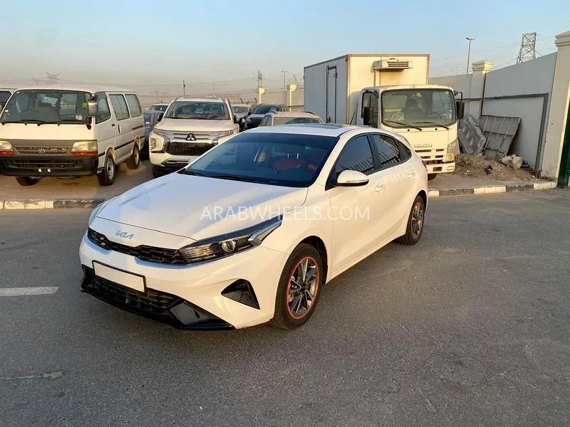 Kia Cerato 2022 for Sale in Dubai Image-2