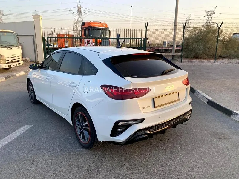 Kia Cerato 2022 for Sale in Dubai Image-7
