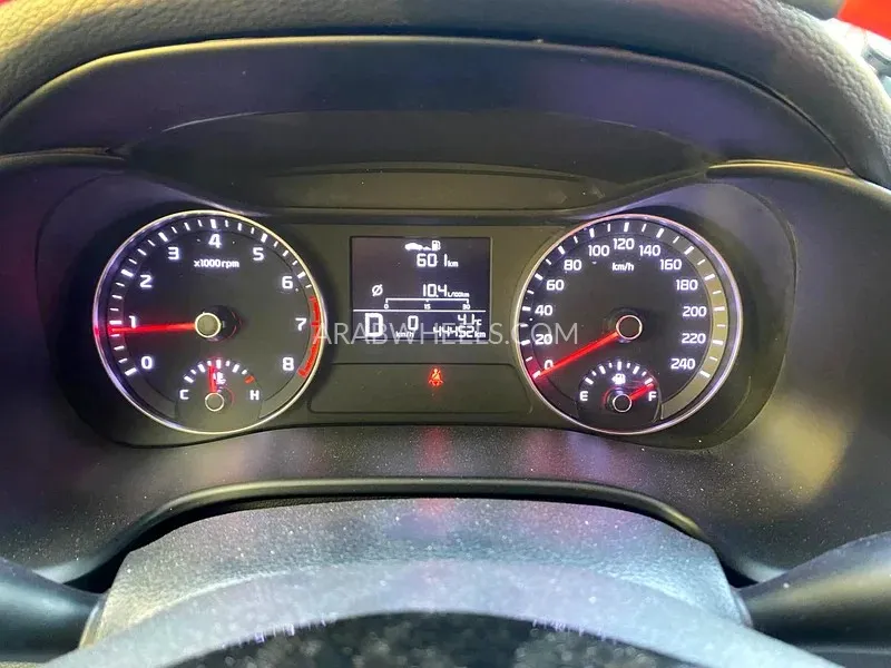 Kia Cerato 2022 for Sale in Dubai Image-9