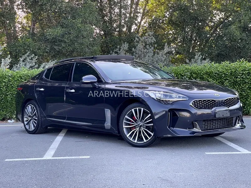 Kia Stinger 2019 for Sale in Sharjah Image-14