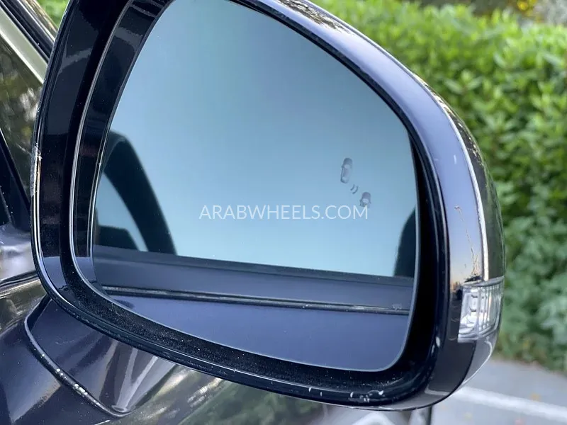 Kia Stinger 2019 for Sale in Sharjah Image-19