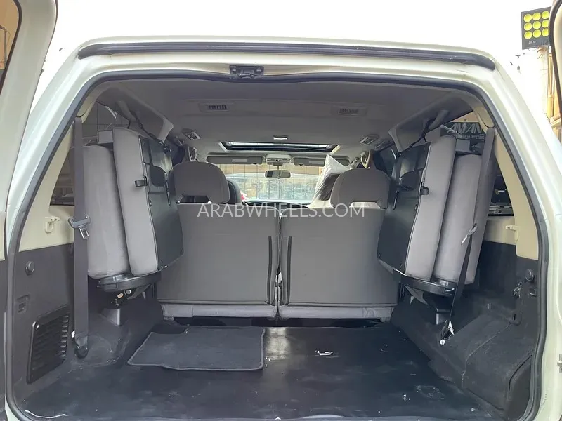 Nissan Patrol 2016 for Sale in Sharjah Image-4