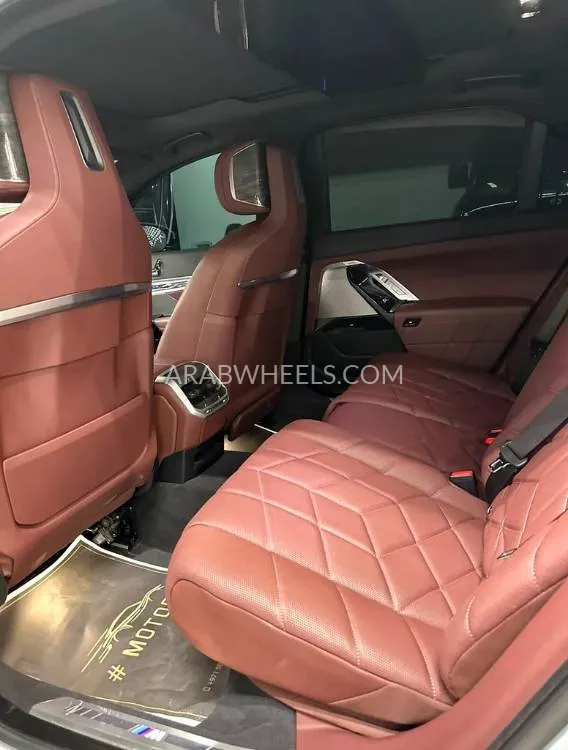 BMW 7 series 2023 for Sale in Dubai Image-16