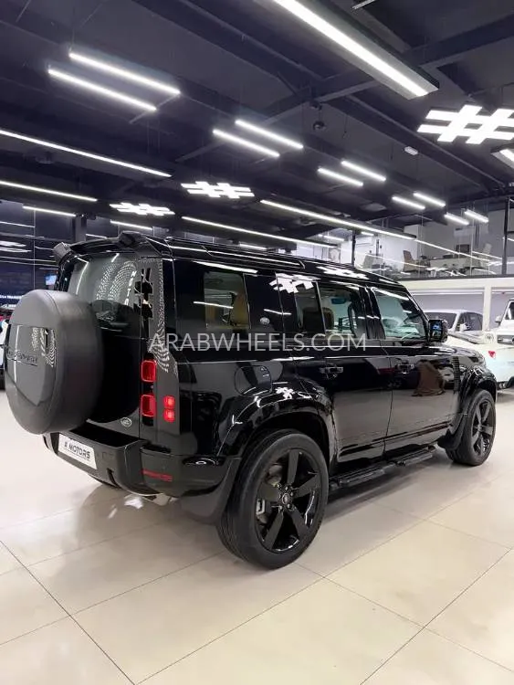 Land Rover Defender 2023 for Sale in Dubai Image-18