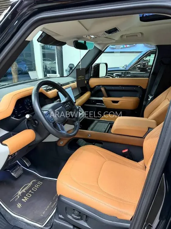 Land Rover Defender 2023 for Sale in Dubai Image-19