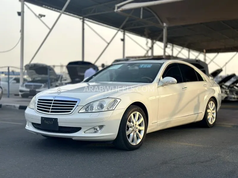Mercedes Benz CLS Class 2007 for Sale in Dubai Image-4