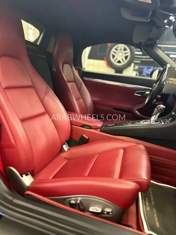 Porsche Boxster 2023 for Sale in Dubai Image-9