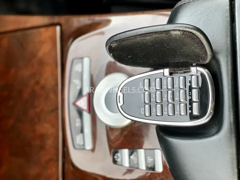 Mercedes Benz CLS Class 2012 for Sale in Dubai Image-3