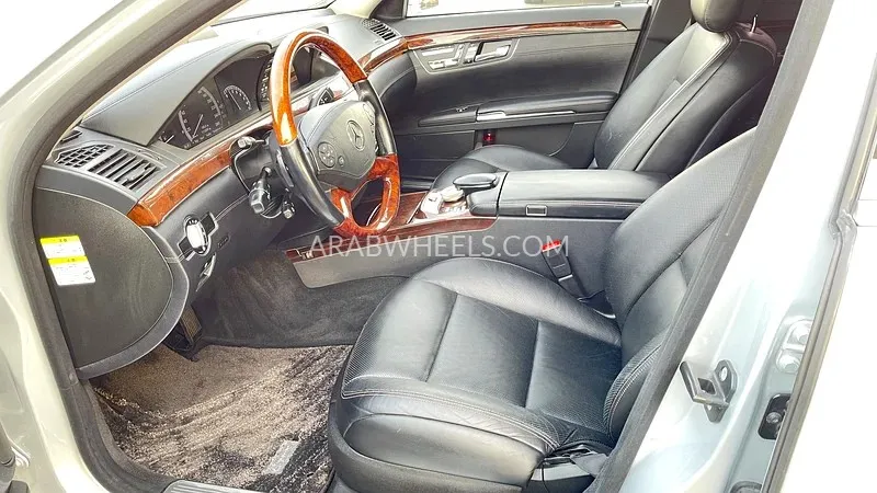 Mercedes Benz CLS Class 2012 for Sale in Dubai Image-14