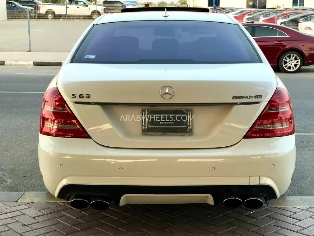 Mercedes Benz CLS Class 2010 for Sale in Dubai Image-7