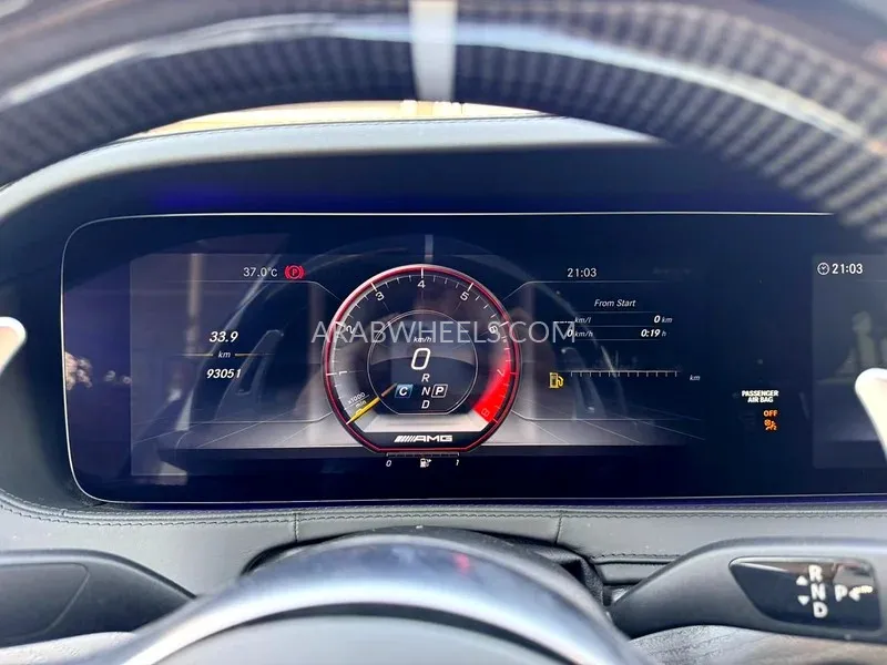 Mercedes Benz CLS Class 2018 for Sale in Dubai Image-9