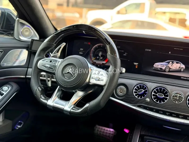 Mercedes Benz CLS Class 2018 for Sale in Dubai Image-16