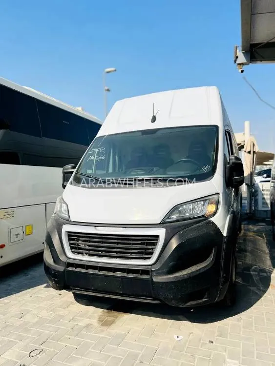 Peugeot Boxer 2021 for Sale in Sharjah Image-4
