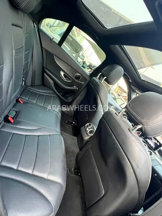 مرسيدس بنز كلاس C 2018 for Sale in الشارقة Image-7