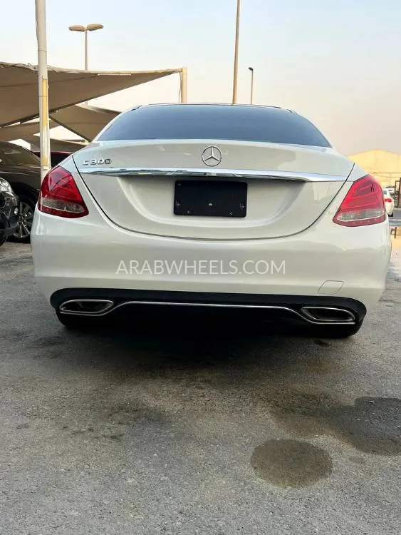 مرسيدس بنز كلاس C 2018 for Sale in الشارقة Image-10