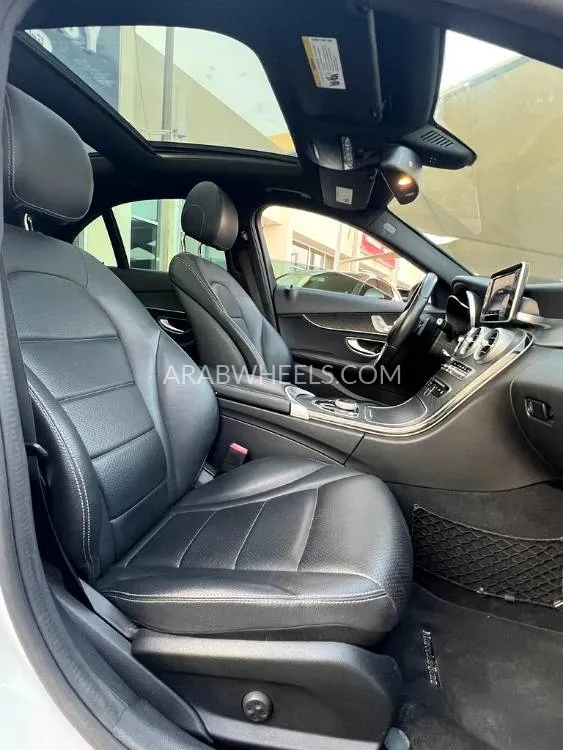 مرسيدس بنز كلاس C 2018 for Sale in الشارقة Image-12