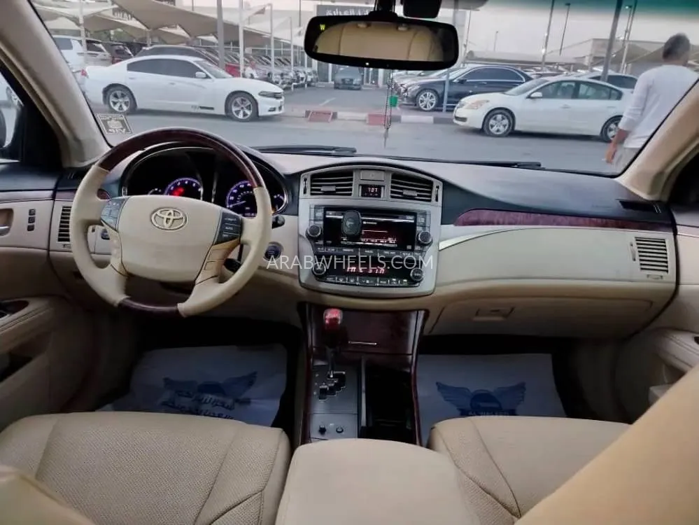 Toyota Avalon 2011 for Sale in Dubai Image-11