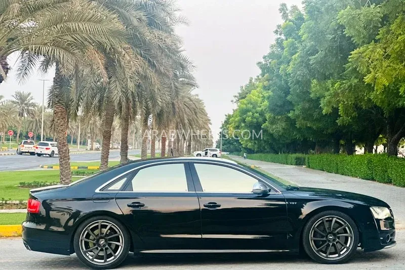 Audi S8 2014 for Sale in Sharjah Image-2