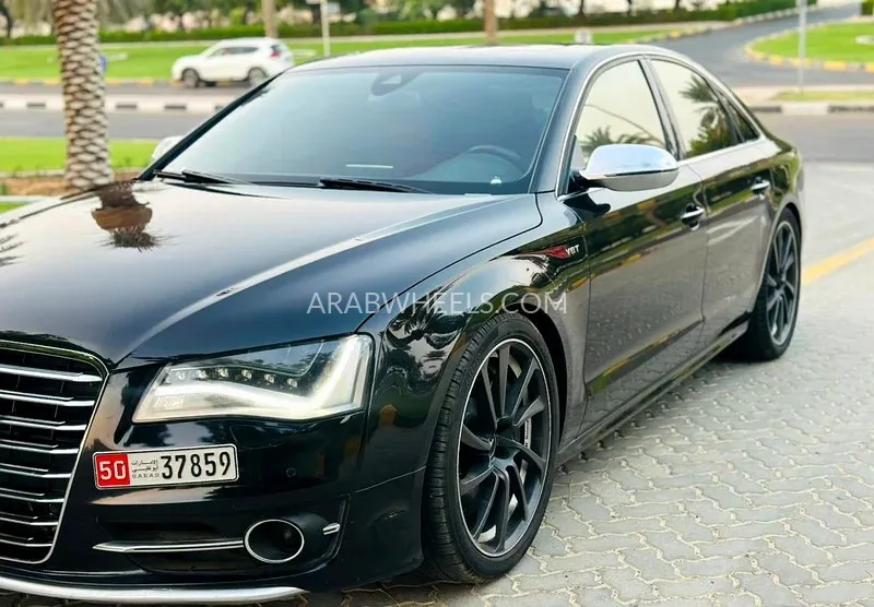 Audi S8 2014 for Sale in Sharjah Image-12