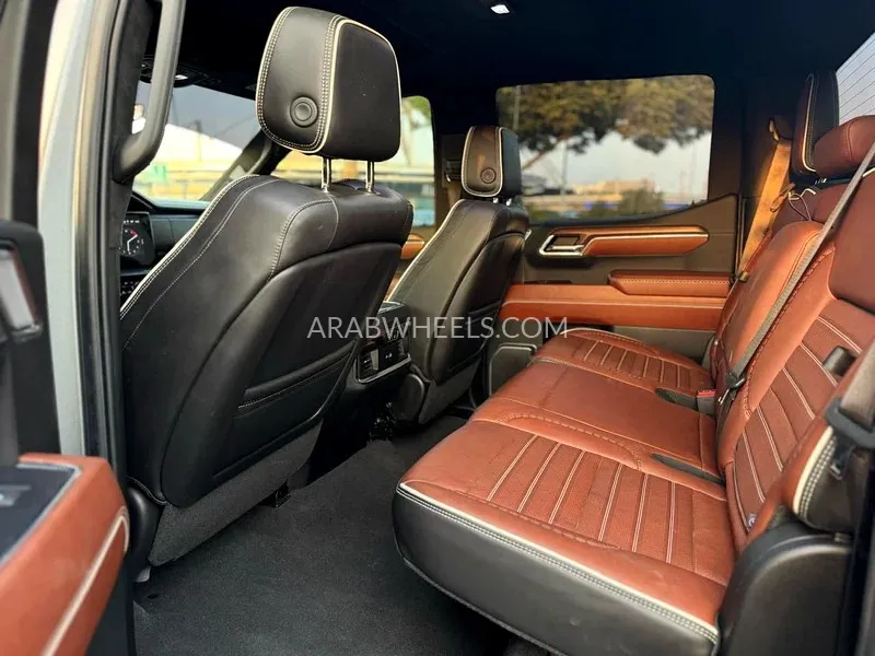 GMC Sierra 2024 for Sale in Sharjah Image-6