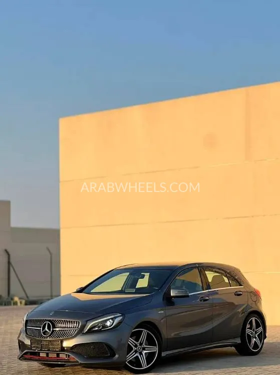 مرسيدس بنز كلاس A 2018 for Sale in الشارقة Image-8