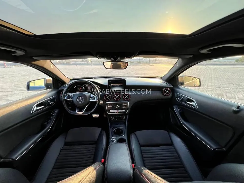 مرسيدس بنز كلاس A 2018 for Sale in الشارقة Image-9