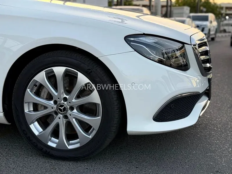 Mercedes Benz E Class 2017 for Sale in Dubai Image-12