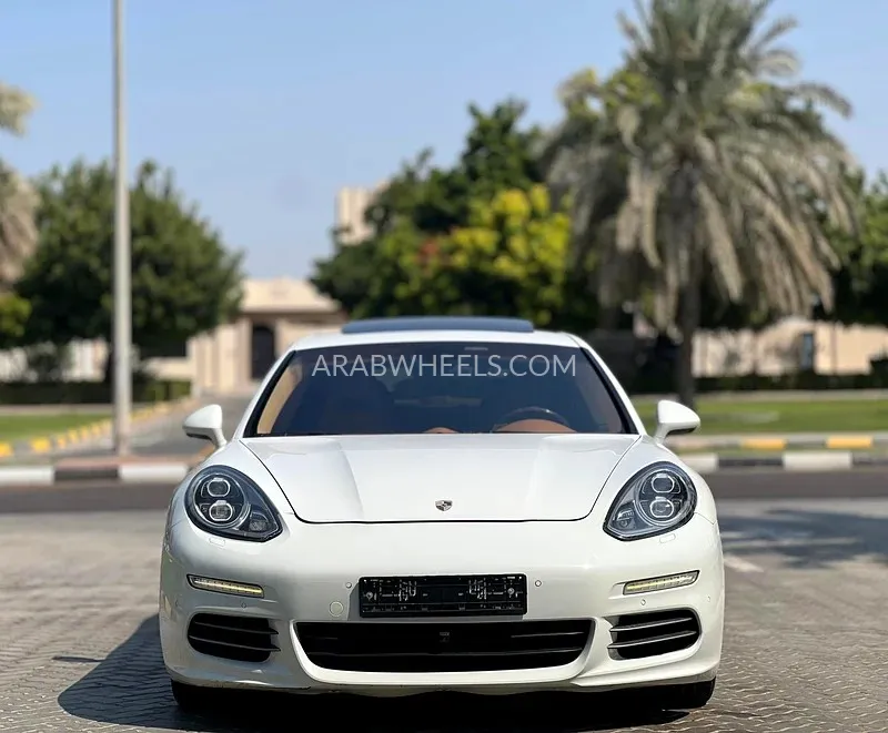 Porsche Panamera 2014 for Sale in Sharjah Image-12